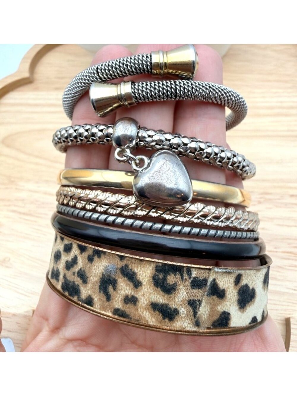Bangle & Bracelet Lot of 7 Silver Gold Tone Heart Leopard Print Mixed Metals - Picture 2 of 4